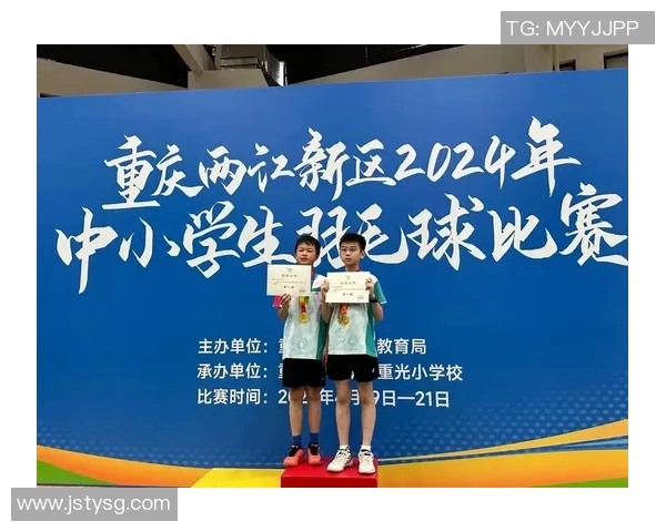 重庆羽毛球队整体表现分析：压制与失误的双重影响探讨