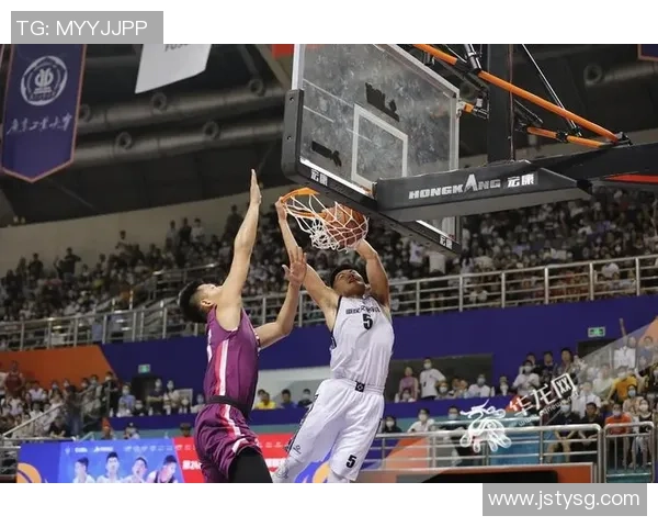 重庆篮球队总决赛特别报道：从默默无闻到辉煌时刻的奋斗历程